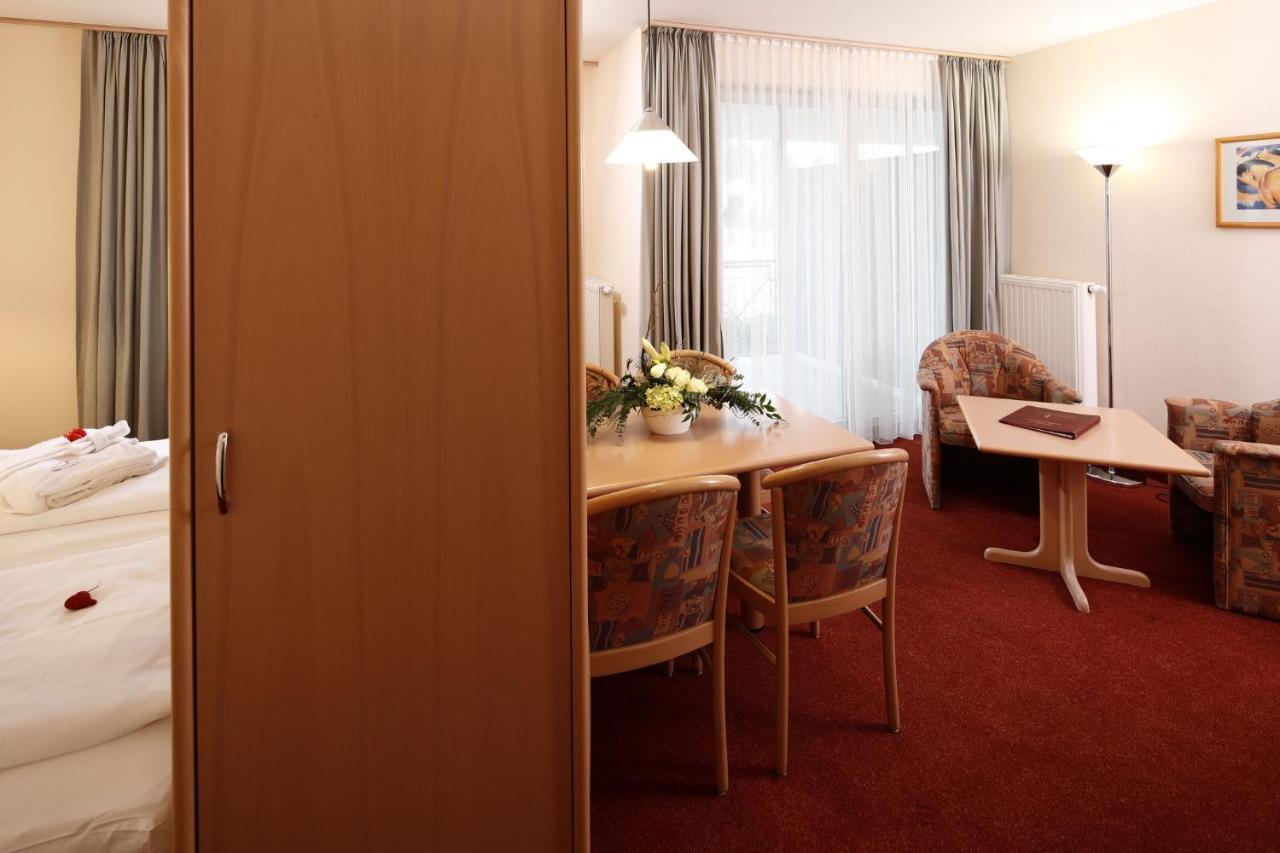 Appartement-Hotel Sibyllenbad Нойальбенройт Екстер'єр фото